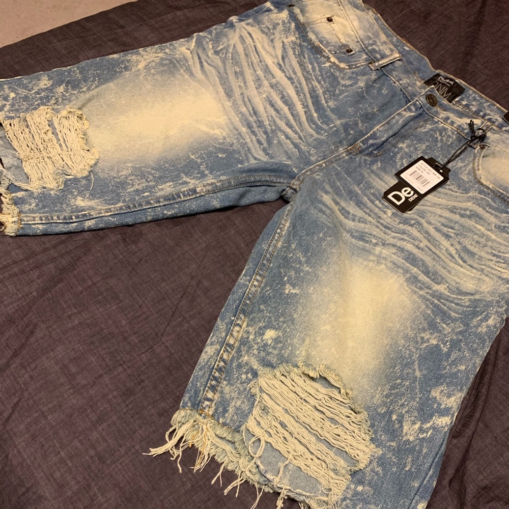 Decibel Distressed Denim Shorts Men’s Size 40